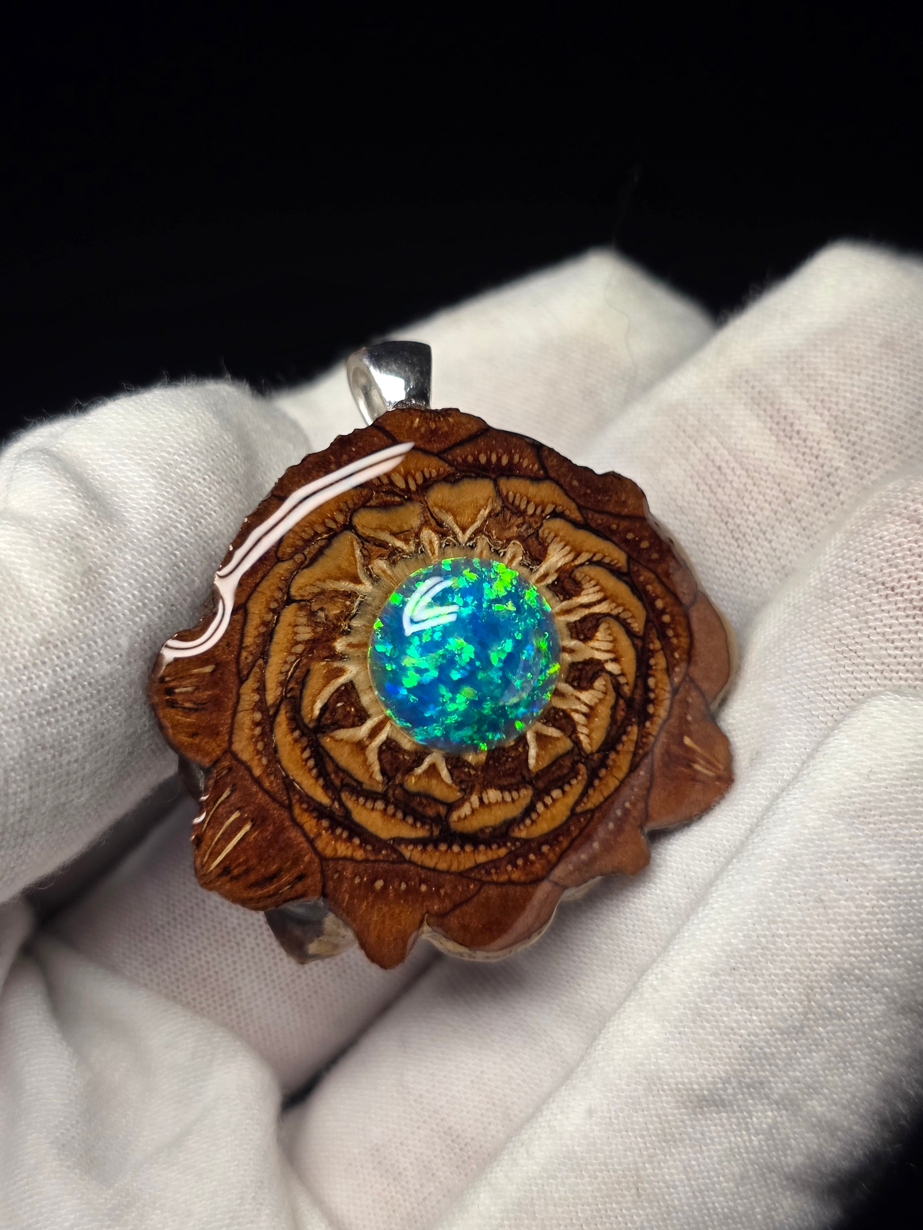 Medium Knobcone Pincone Natural finish W/ Bello Opal .925 Sterling Silver Bail